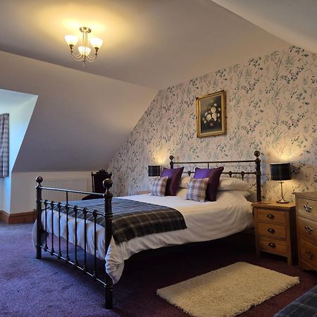 The Old Convent Holiday Apartments Fort Augustus Extérieur photo