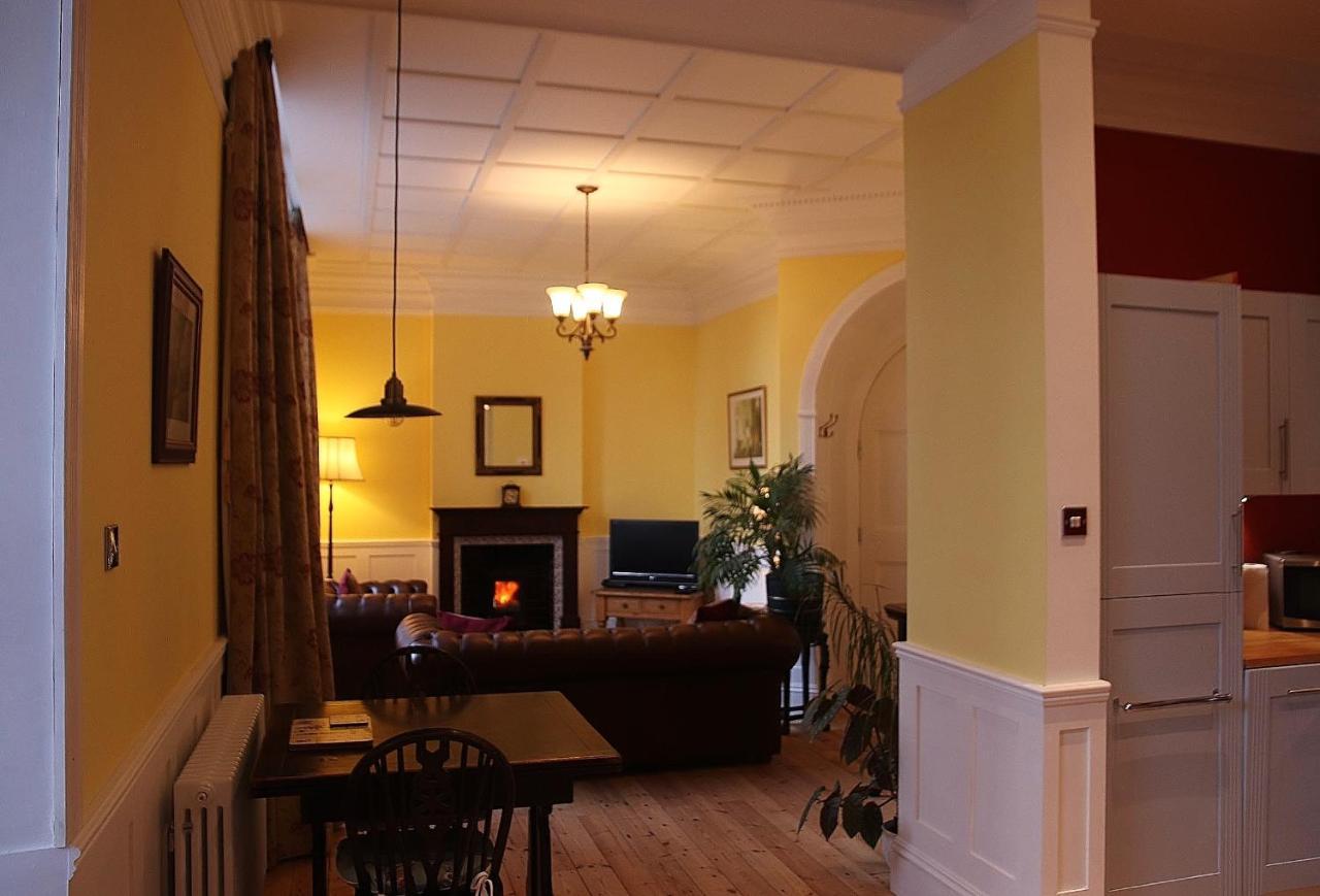 The Old Convent Holiday Apartments Fort Augustus Extérieur photo