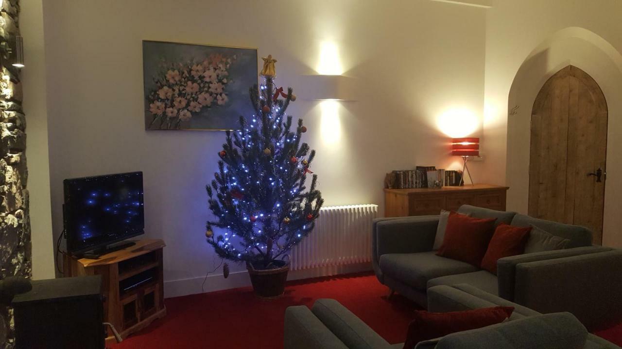 The Old Convent Holiday Apartments Fort Augustus Extérieur photo