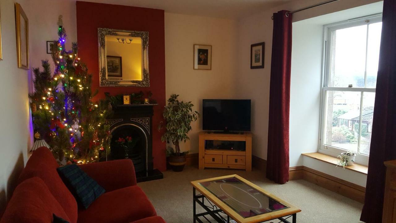 The Old Convent Holiday Apartments Fort Augustus Extérieur photo